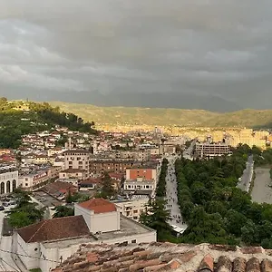 Aria Baci Pensión Berat