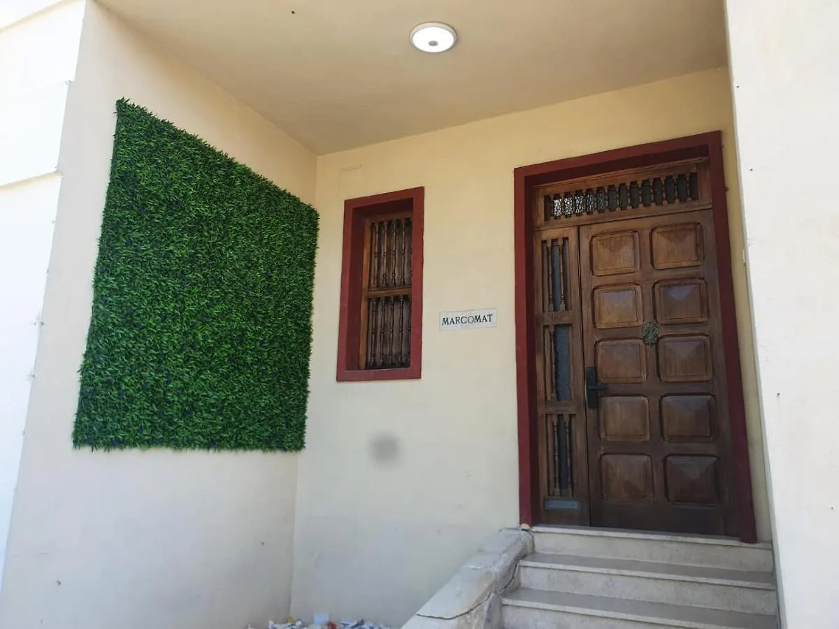 Ommi Hostel Saint Julian's