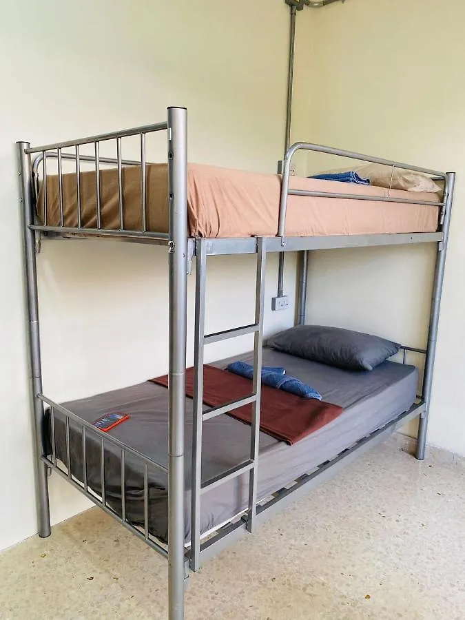 Ommi Hostel Saint Julian's
