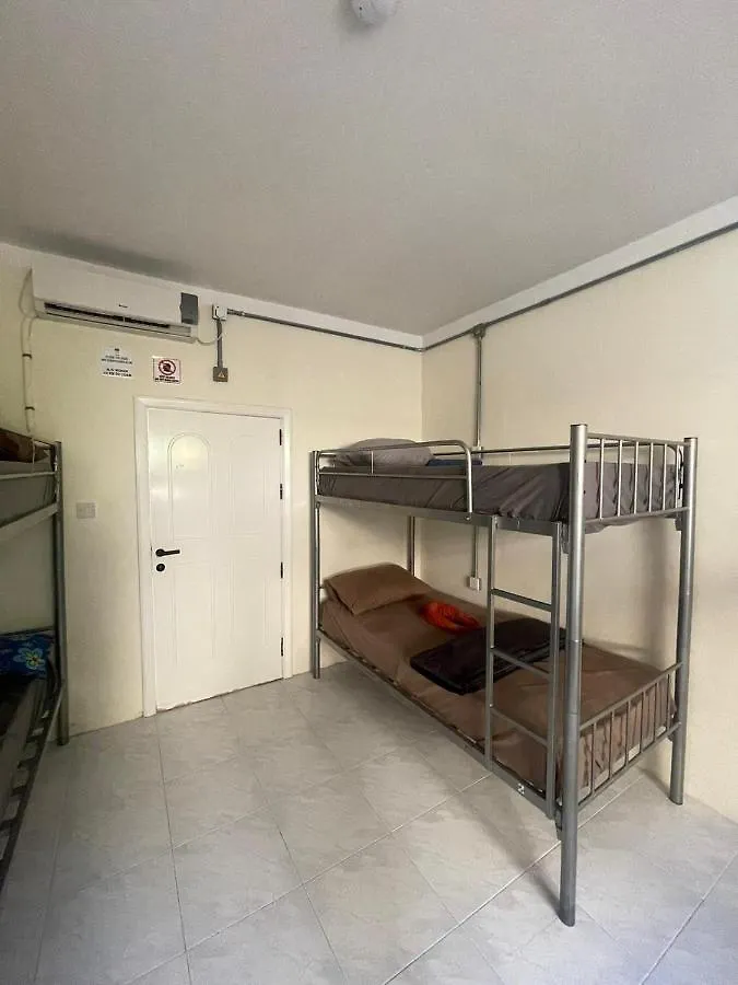 Ommi Hostel Saint Julian's