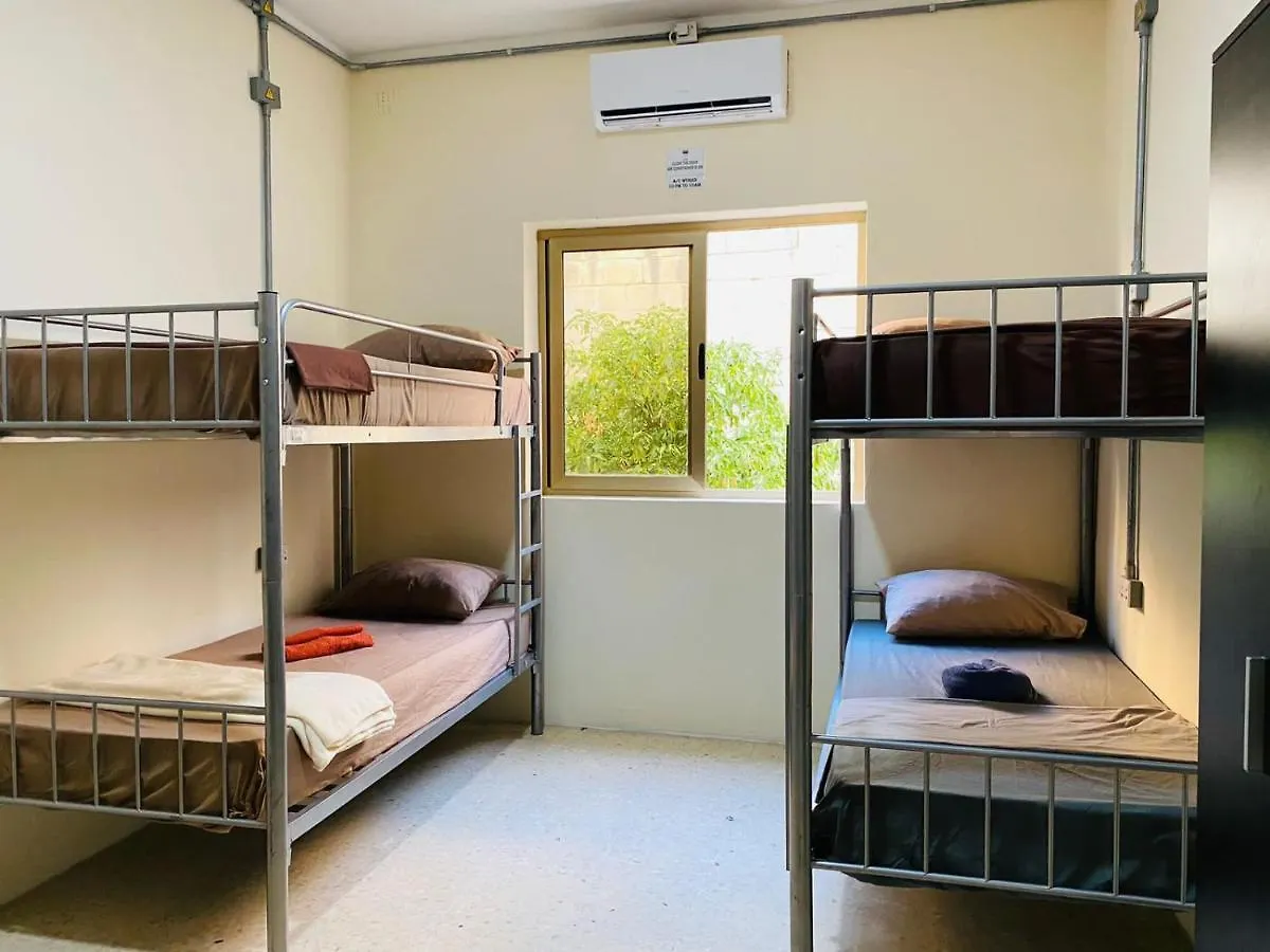 Ommi Hostel Saint Julian's