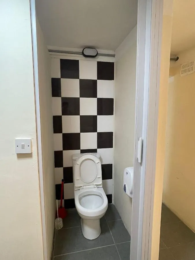 Ommi Hostel Saint Julian's 0*,  Malta